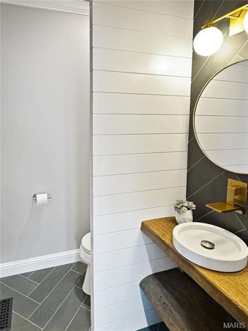 2787 Stonecrest Drive, Washington, MO 63090