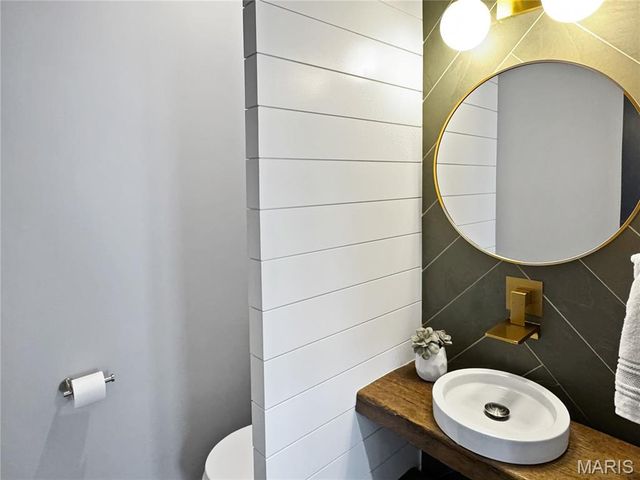 2787 Stonecrest Drive, Washington, MO 63090