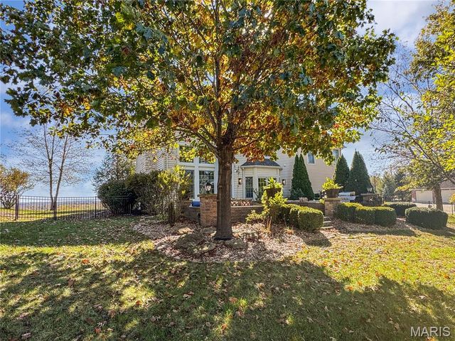 2787 Stonecrest Drive, Washington, MO 63090