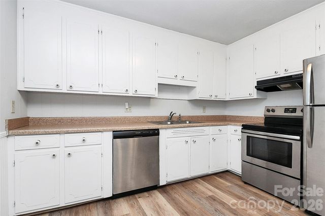 3201 Smith Farm Road, Matthews, NC 28104