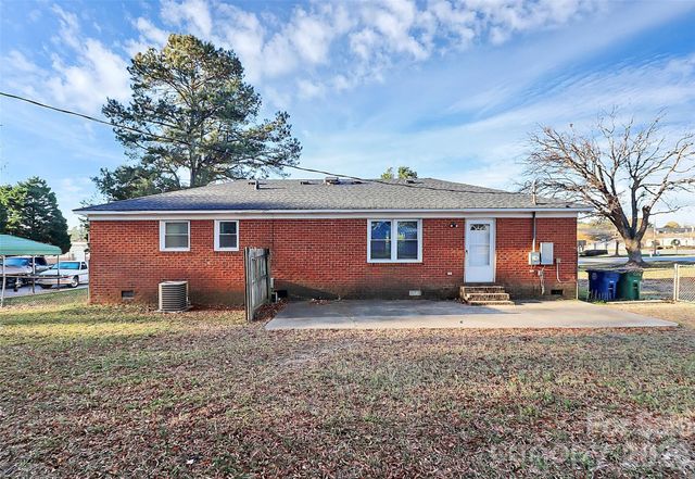 3201 Smith Farm Road, Matthews, NC 28104