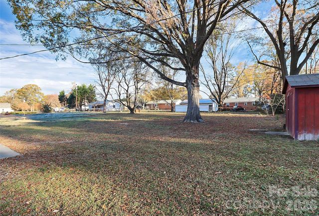 3201 Smith Farm Road, Matthews, NC 28104