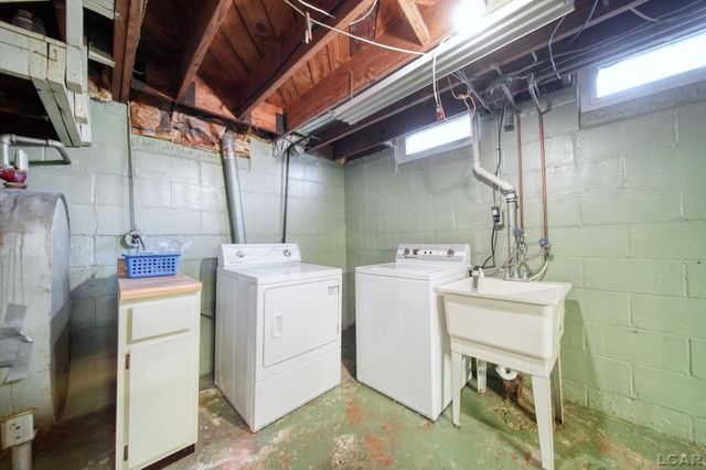 1247 University Avenue, Adrian, MI 49221