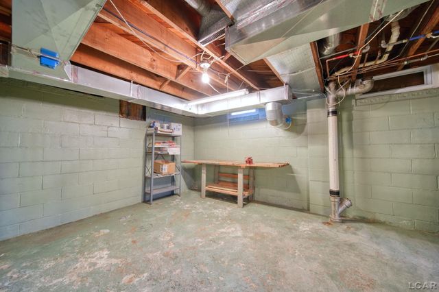 1247 University Avenue, Adrian, MI 49221