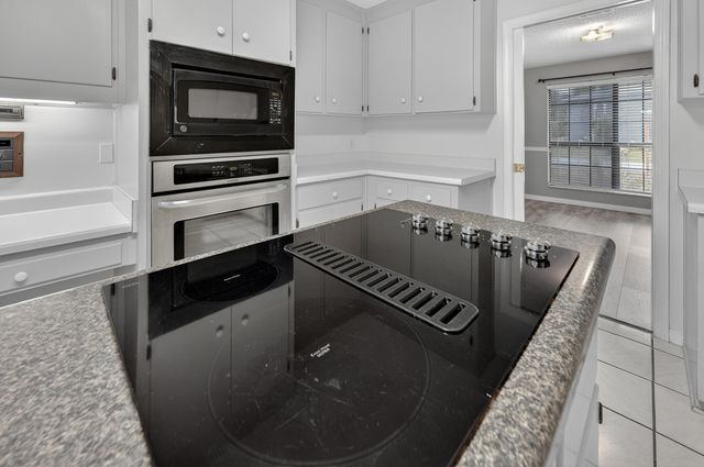 3 Neptune Drive, Mary Esther, FL 32569