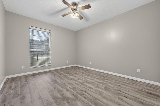 3 Neptune Drive, Mary Esther, FL 32569