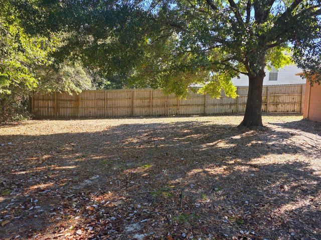 3 Neptune Drive, Mary Esther, FL 32569