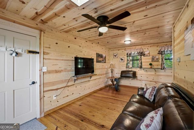 187 Stirratt Road, Ranger, GA 30734
