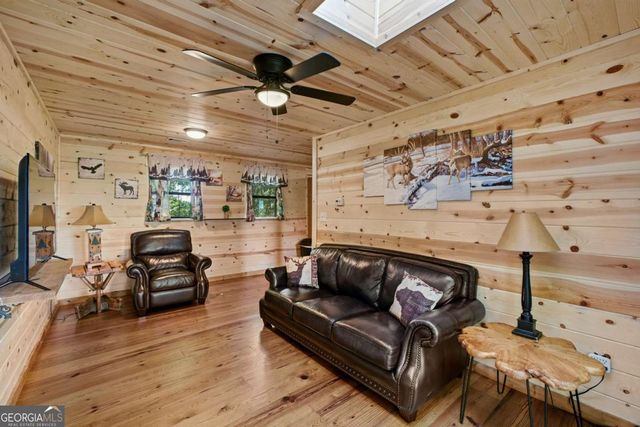 187 Stirratt Road, Ranger, GA 30734