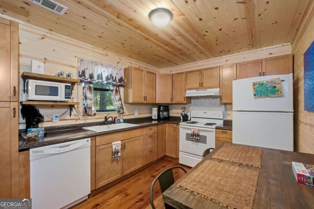 187 Stirratt Road, Ranger, GA 30734