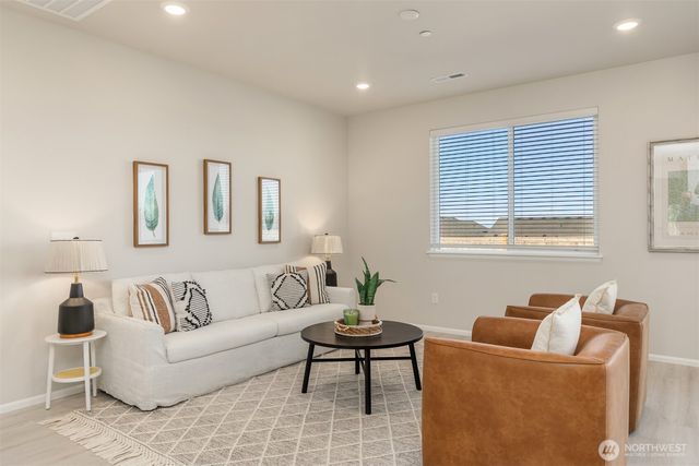 1162 Panoramic Loop, Bremerton, WA 98312