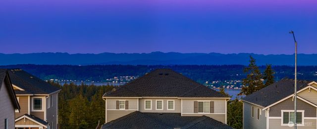 1162 Panoramic Loop, Bremerton, WA 98312