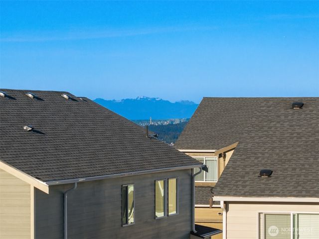 1162 Panoramic Loop, Bremerton, WA 98312