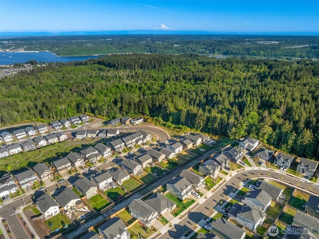 1162 Panoramic Loop, Bremerton, WA 98312