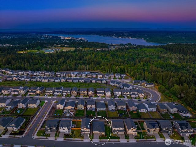 1162 Panoramic Loop, Bremerton, WA 98312