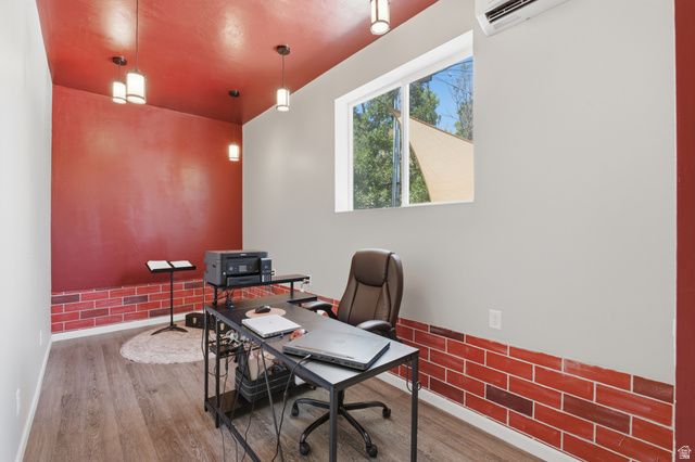 2724 S LAKE ST, Salt Lake City, UT 84106