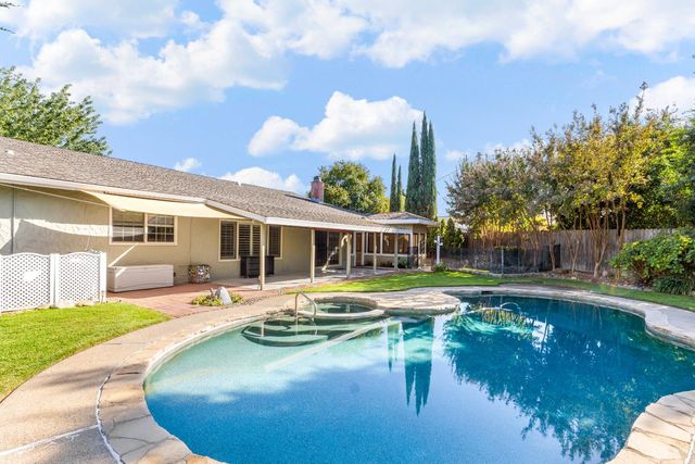 4507 Jan Dr, Carmichael, CA 95608