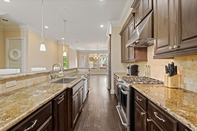 534 Imperial Boulevard, Sugar Land, TX 77498