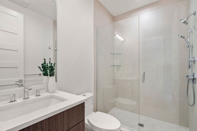 956 Walnut Street 7, Newton, MA 02461