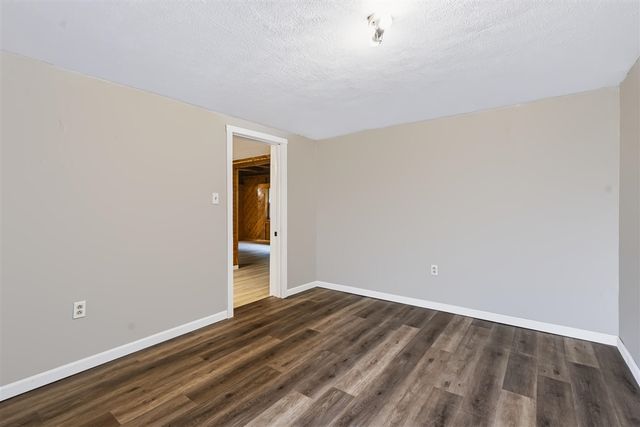 55470 Flatbush Road, Three Rivers, MI 49093