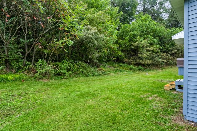 55470 Flatbush Road, Three Rivers, MI 49093