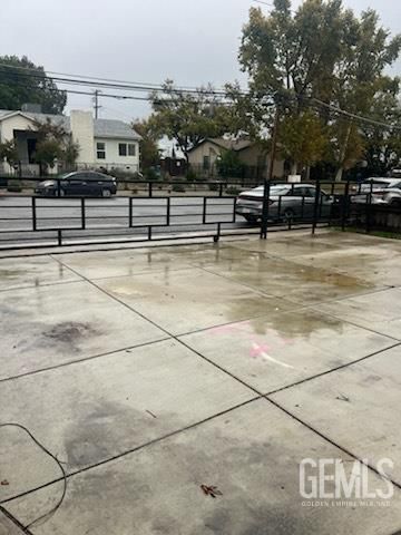 2820 Alta Vista Drive, Bakersfield, CA 93305