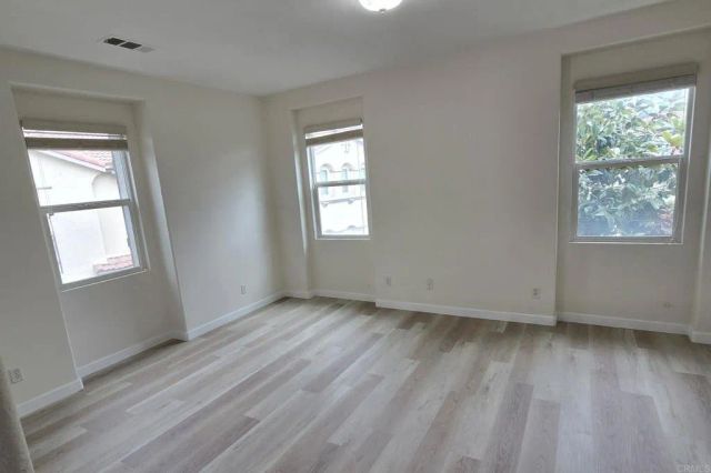 425 S Meadowbrook Drive 151, San Diego, CA 92114