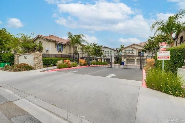 425 S Meadowbrook Drive 151, San Diego, CA 92114
