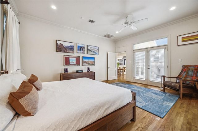 429 W 22nd Street, Houston, TX 77008