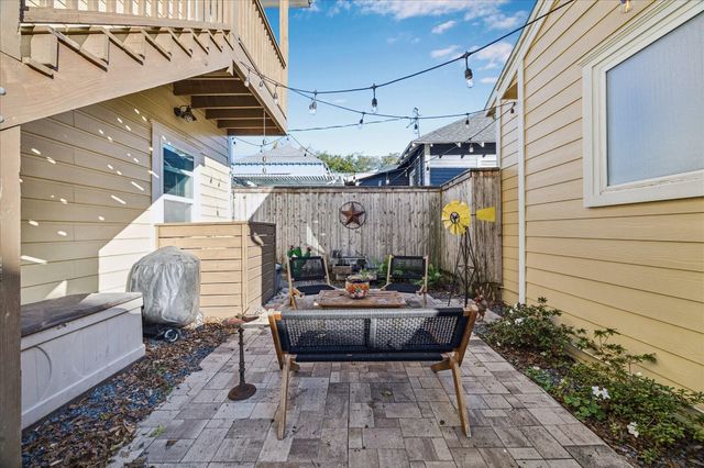 429 W 22nd Street, Houston, TX 77008