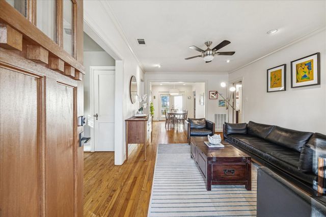 429 W 22nd Street, Houston, TX 77008