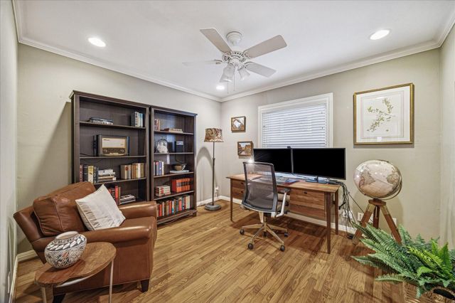 429 W 22nd Street, Houston, TX 77008