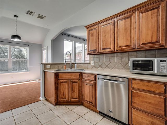 2429 Arbor Drive, Norman, OK 73071