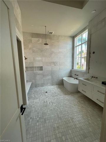 25 Covewood CT, Marco Island, FL 34145