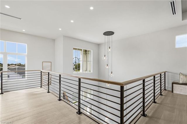 25 Covewood CT, Marco Island, FL 34145