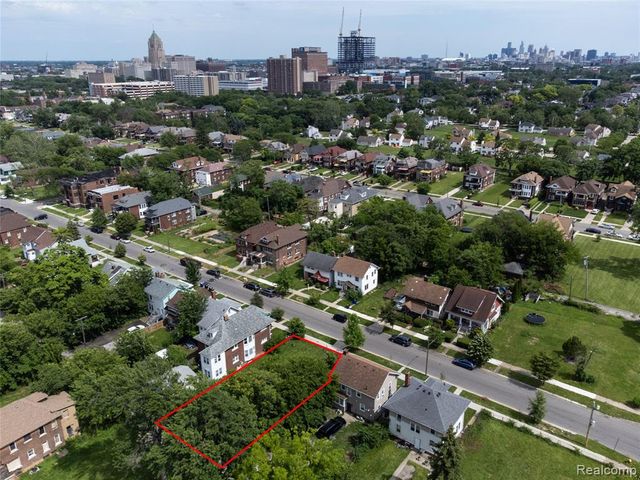 1704 W Euclid Street, Detroit, MI 48206