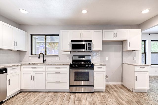 417 San Jose Street, Irving, TX 75062