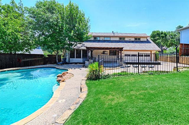 417 San Jose Street, Irving, TX 75062