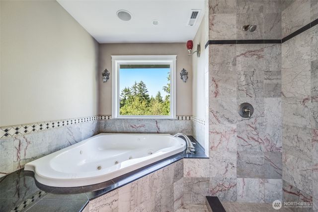 36984 Aspen Way NE, Hansville, WA 98340