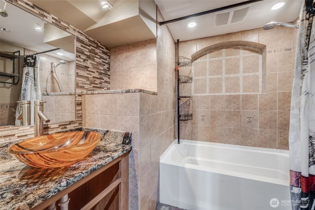 36984 Aspen Way NE, Hansville, WA 98340