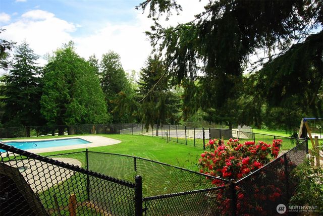 36984 Aspen Way NE, Hansville, WA 98340