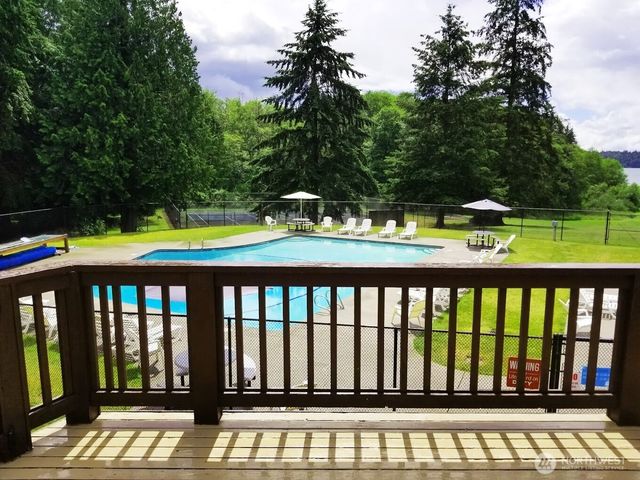36984 Aspen Way NE, Hansville, WA 98340