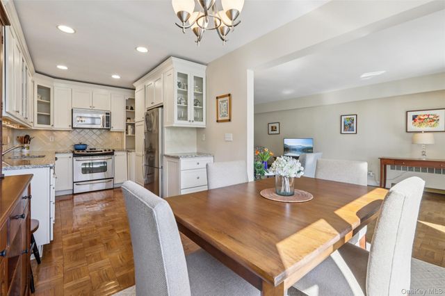 2 Salisbury Point 1E, Nyack, NY 10960