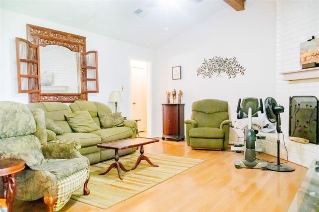 12231 Meadowdale Drive, Stafford, TX 77477