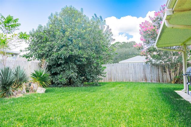 12231 Meadowdale Drive, Stafford, TX 77477
