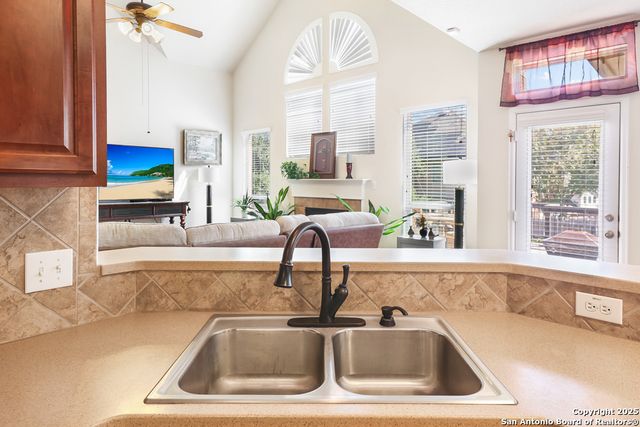 4726 River Rock, San Antonio, TX 78251