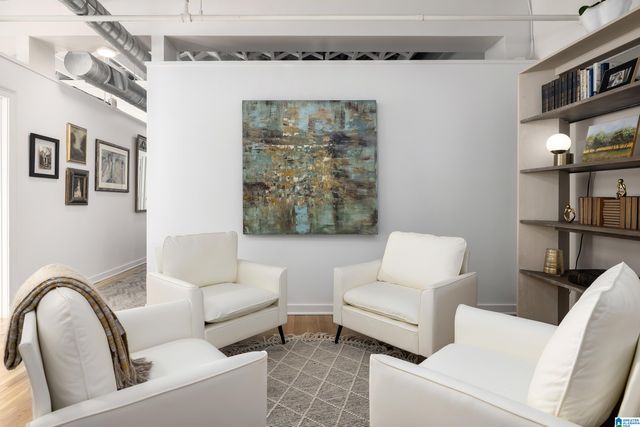 300 20th St N Apt 402, Birmingham, AL 35203