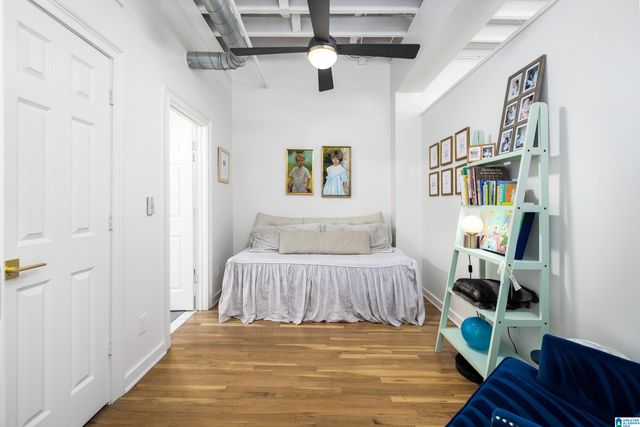 300 20th St N Apt 402, Birmingham, AL 35203