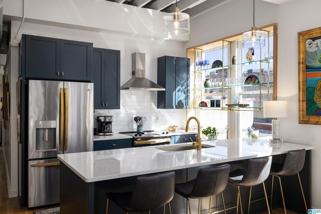 300 20th St N Apt 402, Birmingham, AL 35203