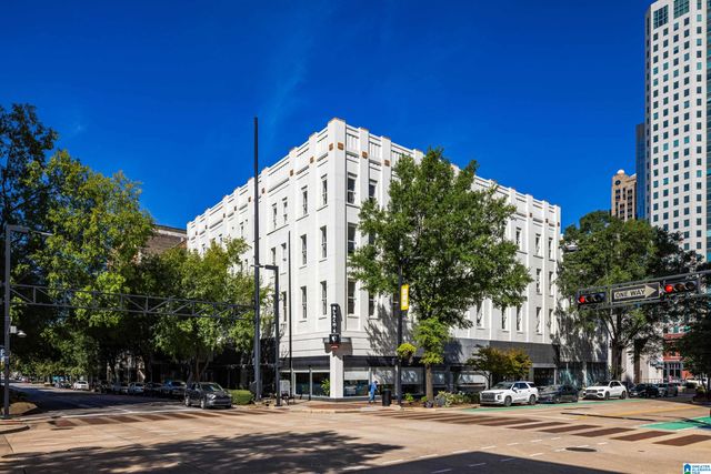 300 20th St N Apt 402, Birmingham, AL 35203